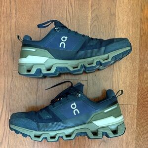 On Running Cloudwander Waterproof Hiking Shoe - Men's Size 10